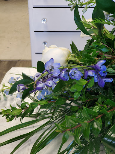 Florist «Rose Garden Floral», reviews and photos, 2974 N Alma School Rd #4, Chandler, AZ 85224, USA