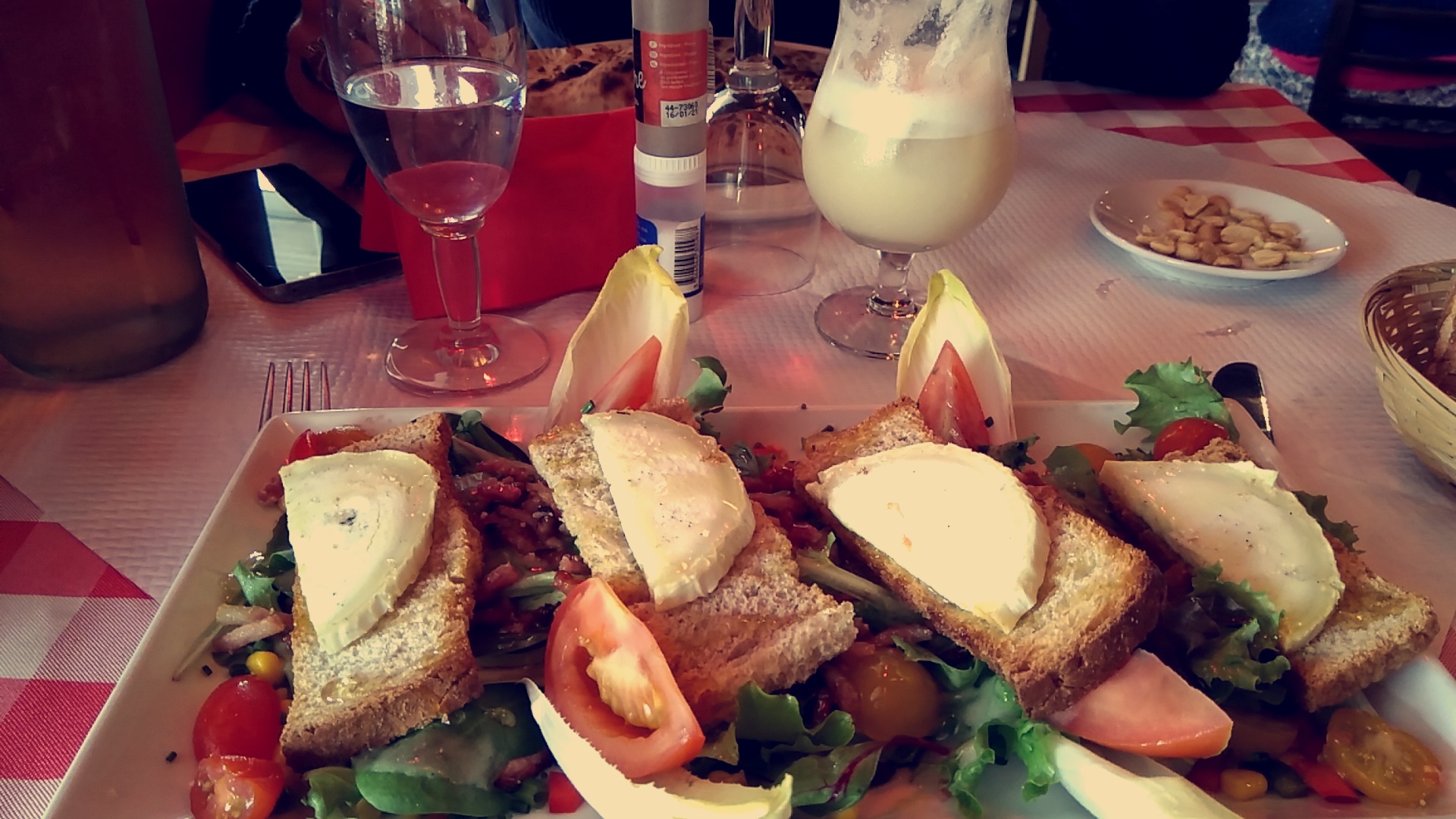 Photo n° 1 de l'avis de Emilie.e fait le 08/05/2018 à 21:23