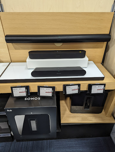 Electronics Store «Best Buy», reviews and photos, 33 Orchard Hill Park Dr, Leominster, MA 01453, USA