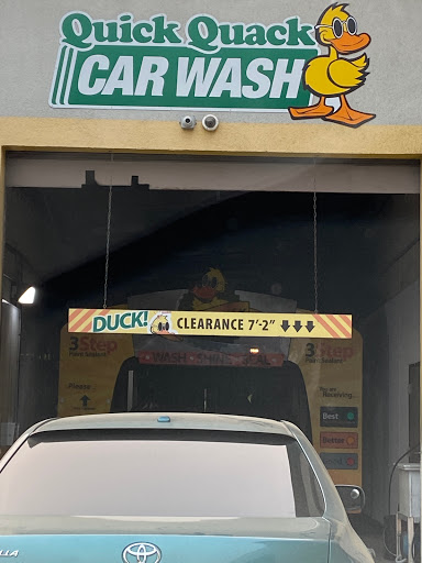 Car Wash «Quick Quack Car Wash - College Oaks», reviews and photos, 49 Bicentennial Cir, Sacramento, CA 95826, USA