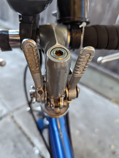 Bicycle Store «Woodside Bike Shop», reviews and photos, 1523 Woodside Rd, Redwood City, CA 94061, USA