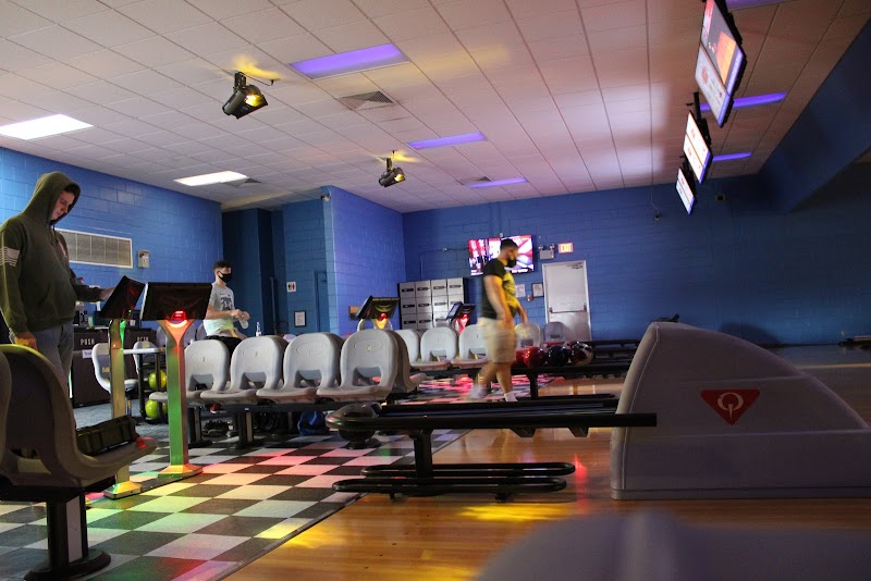 Strikers Bowling Center