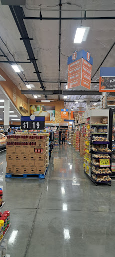 Grocery Store «El Super», reviews and photos, 7000 Alameda St, Huntington Park, CA 90255, USA