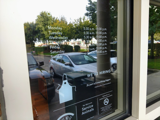 Coffee Shop «Starbucks», reviews and photos, 385 NY-25A #14, Miller Place, NY 11764, USA