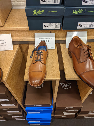 Shoe Store «DSW Designer Shoe Warehouse», reviews and photos, 7896 Dublin Blvd, Dublin, CA 94568, USA