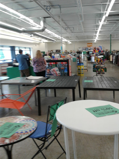 Discount Store «Bargain Hunt», reviews and photos, 3137 Dixie Hwy, Erlanger, KY 41018, USA