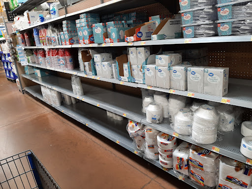 Department Store «Walmart Supercenter», reviews and photos, 10 Riverton Commons Dr, Front Royal, VA 22630, USA