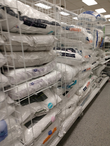 Clothing Store «Ross Dress for Less», reviews and photos, 7455 Greenbelt Rd, Greenbelt, MD 20770, USA