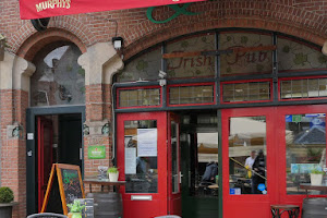 Gunnery's Irish Pub