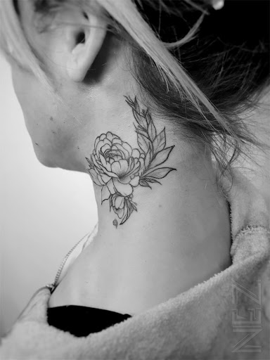 Explore honey bee tattoo ideas, creative tattoo ideas in Shreveport, available at Legacy Ink Tattoo Studio