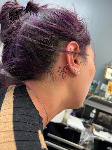 Explore dainty finger tattoo ideas, creative tattoo ideas in Atlantic City, available at Ocean Tattoos