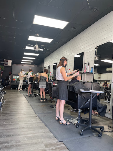 Beauty Salon «Mai Hoa Beauty Salon», reviews and photos, 2747 Nicollet Ave, Minneapolis, MN 55408, USA