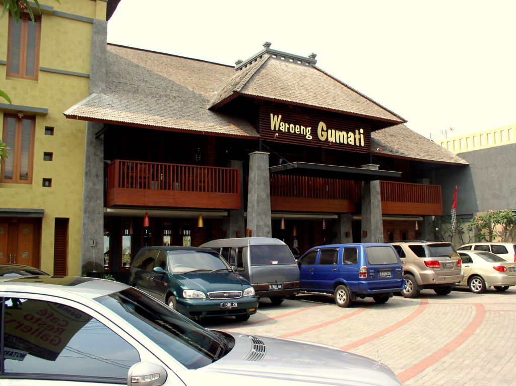 Waroeng Gumati Cafe & Resto