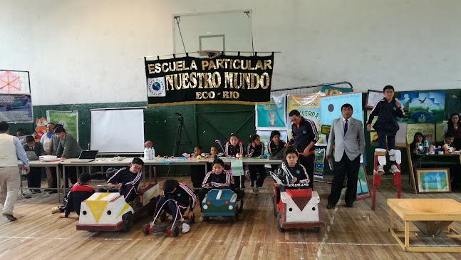 Unidad Educativa Carlos Cisneros - Escuela