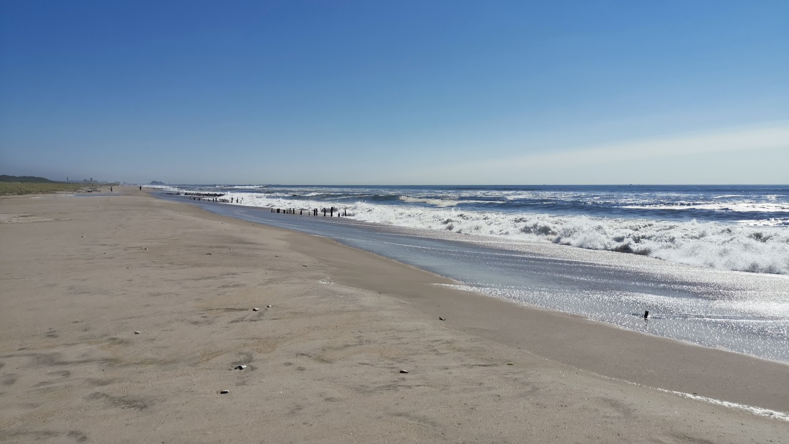 Fort Tilden Beach on the map with photos and reviews🏖️