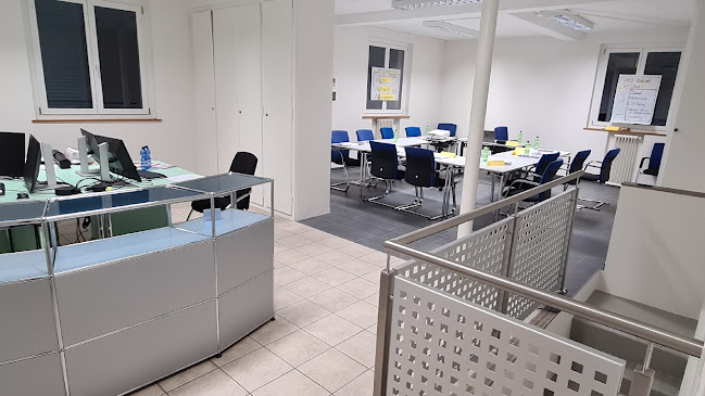 Ahaa! Fahrschule Bern, Nothelferkurs, Verkehrskunde, Intensive Fahrstunden - Bern