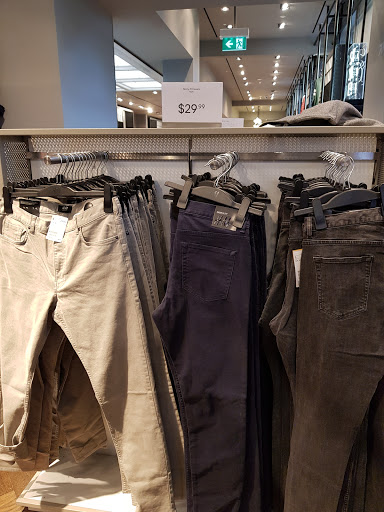 Stores to buy men's chino pants Melbourne