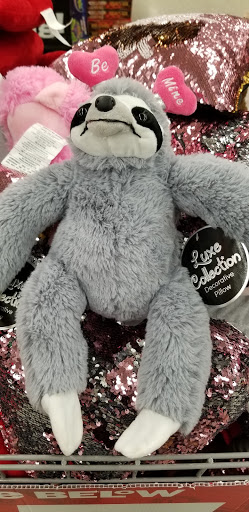 Variety Store «Five Below», reviews and photos, 1950 E Greyhound Pass #4, Carmel, IN 46033, USA