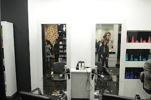 Frizerski Salon Ma Jolie image