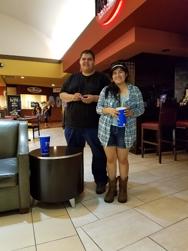 Movie Theater «Marcus Theatres Majestic Cinema of Omaha», reviews and photos, 14304 W Maple Rd, Omaha, NE 68164, USA