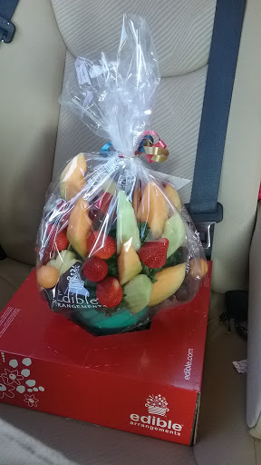 Gift Shop «Edible Arrangements», reviews and photos, 549 E Interstate 30, Rockwall, TX 75087, USA