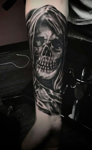 Explore small henna tattoo ideas, creative tattoo ideas in Wasilla, available at Doulos Tattoo, The Tattoo Shop