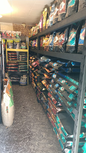 Pet Supply Store «Nature Boys Farm & Pet Supply», reviews and photos, 17022 Pacific Ave S, Spanaway, WA 98387, USA