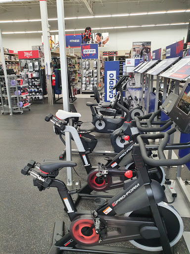 Sporting Goods Store «Academy Sports + Outdoors», reviews and photos, 2010 24th Ave NW, Norman, OK 73069, USA