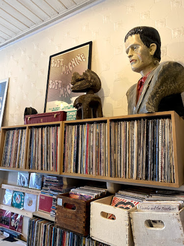 The Little Record Shop - Music store