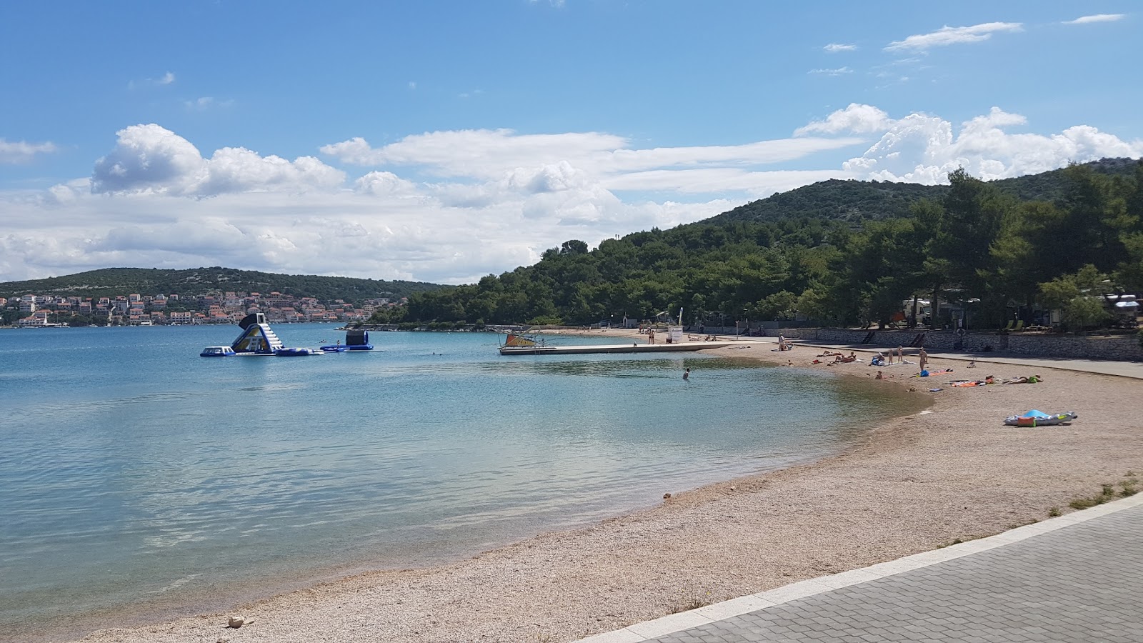 Foto di Lovisca beach - luogo popolare tra gli intenditori del relax