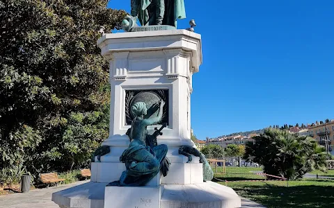 Statue Masséna image