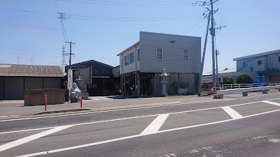 （有）下田石材 本社工場