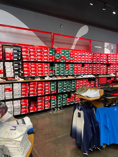 Shoe Store «PUMA», reviews and photos, 8300 Arroyo Cir c290, Gilroy, CA 95021, USA