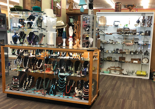 Antique Store «Coronado Antiques Mall», reviews and photos, 1433 S Dixie Fwy, New Smyrna Beach, FL 32168, USA