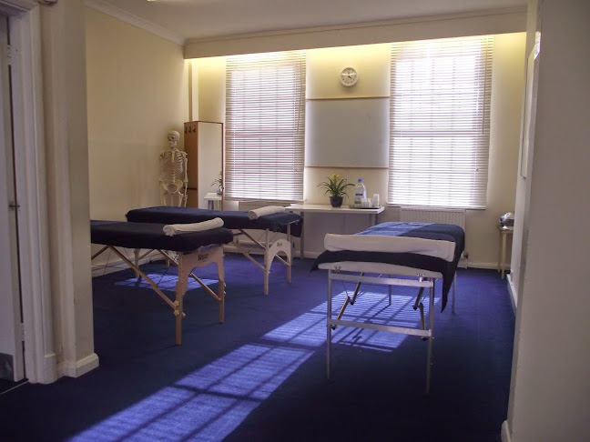 Reviews of London College of Massage in London - University