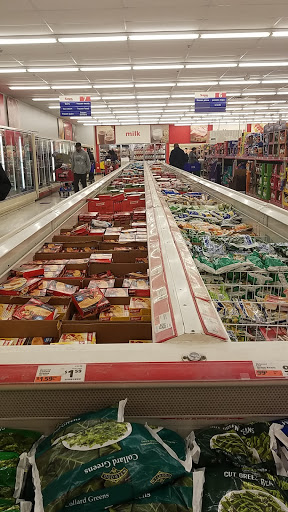 Grocery Store «Save-A-Lot», reviews and photos, 3949 US-130, Pennsauken Township, NJ 08110, USA