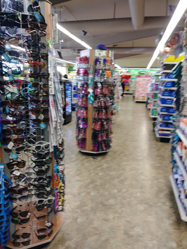 Dollar Store «Dollar Tree», reviews and photos, 10237 Rosecrans Ave, Bellflower, CA 90706, USA