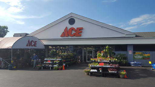 Hardware Store «John W Weiss Ace Hardware», reviews and photos, 1560 Waukegan Rd, Glenview, IL 60025, USA