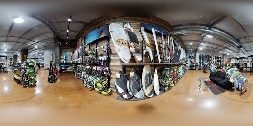 Boat Dealer «Action Water Sports», reviews and photos, 8051 N Old US Hwy 23, Fenton, MI 48430, USA