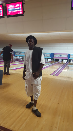 Bowling Alley «Parkland Bowl», reviews and photos, 5700 Silver Hill Rd, District Heights, MD 20747, USA