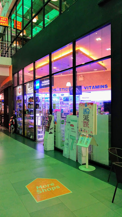 LAB Pharmacy สาขา K Village