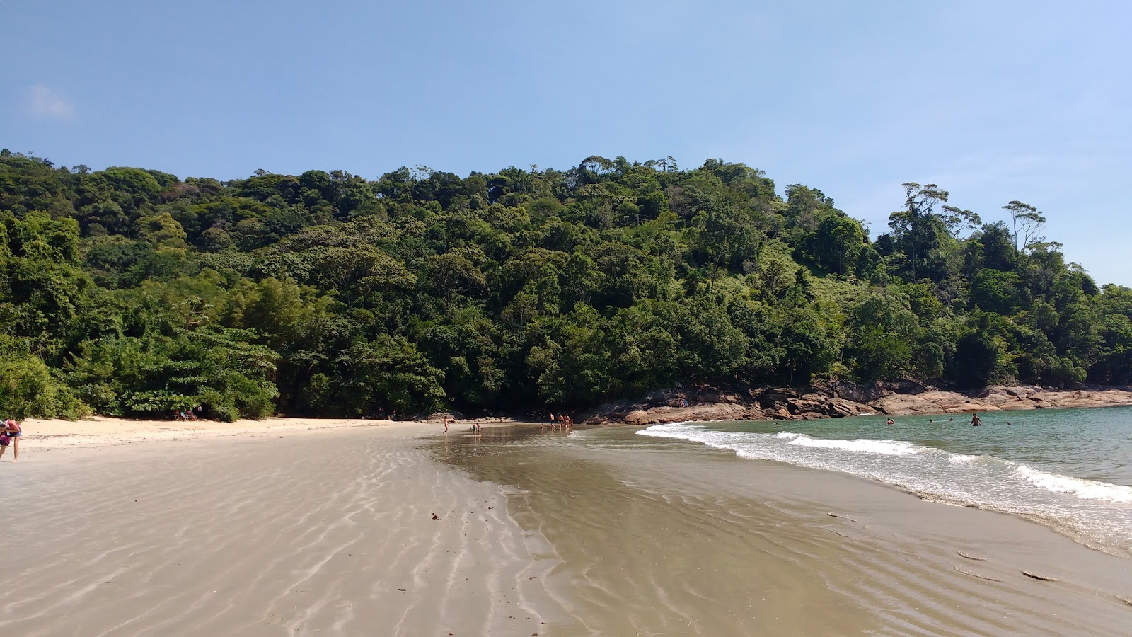 Fotografija Praia do Costa z svetel fin pesek površino