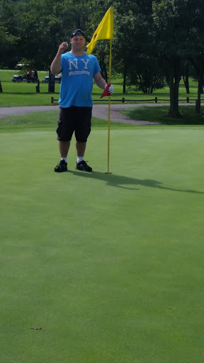 Golf Course «Raisin River Golf Course», reviews and photos, 1500 N Dixie Hwy, Monroe, MI 48162, USA