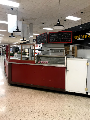 Shopping Mall «Sun-Vet Mall», reviews and photos, 5801 Sunrise Hwy, Holbrook, NY 11741, USA