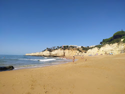 Foto von Strand Cova Redonda und seine wunderschöne Landschaft
