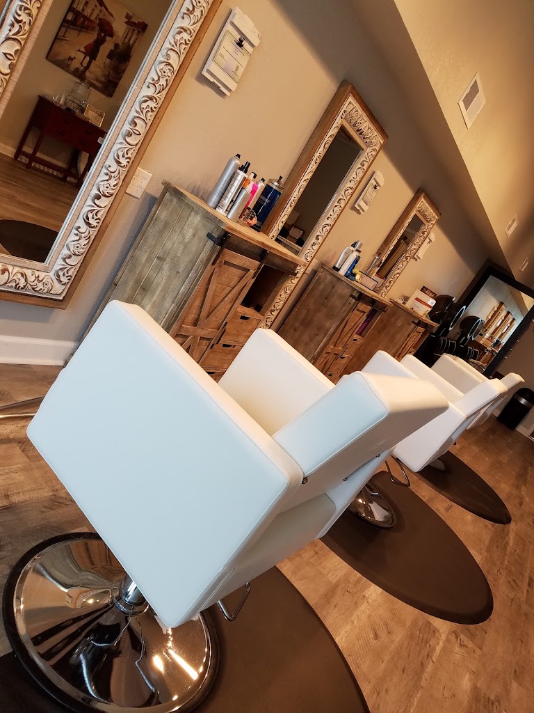 Studio 19 Hair Salon 38351