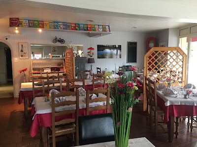 Chez Mestre auberge de pays,Coté Pizza à Lagarde-Marc-la-Tour