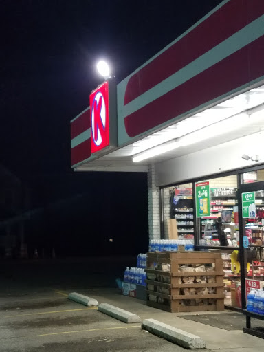 Convenience Store «Circle K», reviews and photos, 705 Oberlin Elyria Rd, Elyria, OH 44035, USA