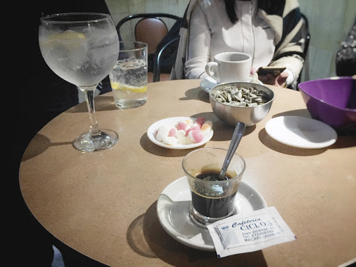 Información y opiniones sobre Cafeteria Ciclos de Macael