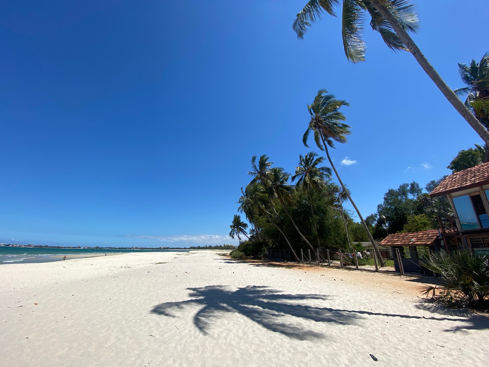 Photo of Kawe Beach with bright sand surface